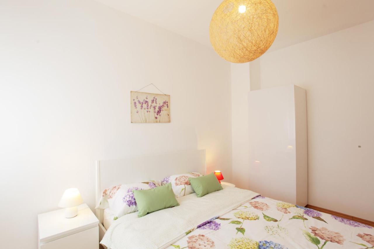 Apartment Maria Medulin Eksteriør bilde